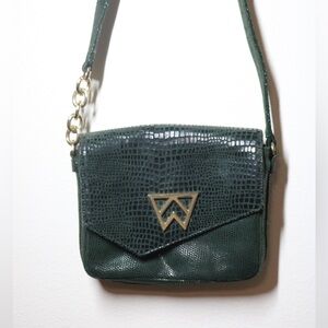 Kelly Wynne Crossbody bag